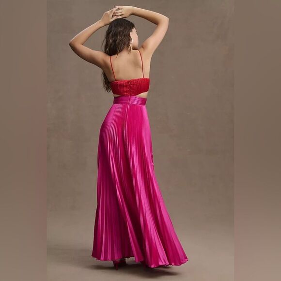 AMUR Elodie Pleated A-Line Cutout
Side-Slit Gown/ size 2 - Picture 3 of 11